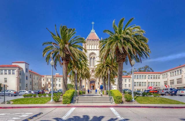 University of San Francisco campus